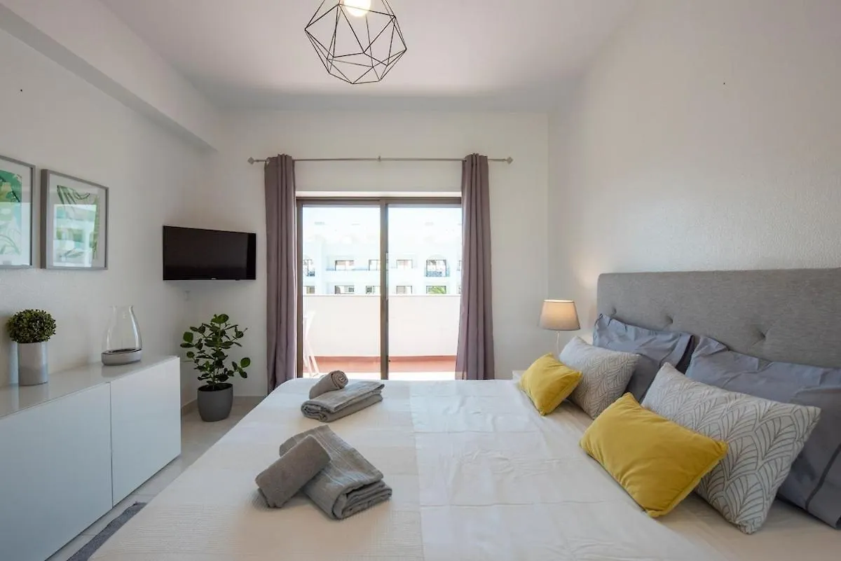 Sunshine Holidays Apartment 珀彻斯
