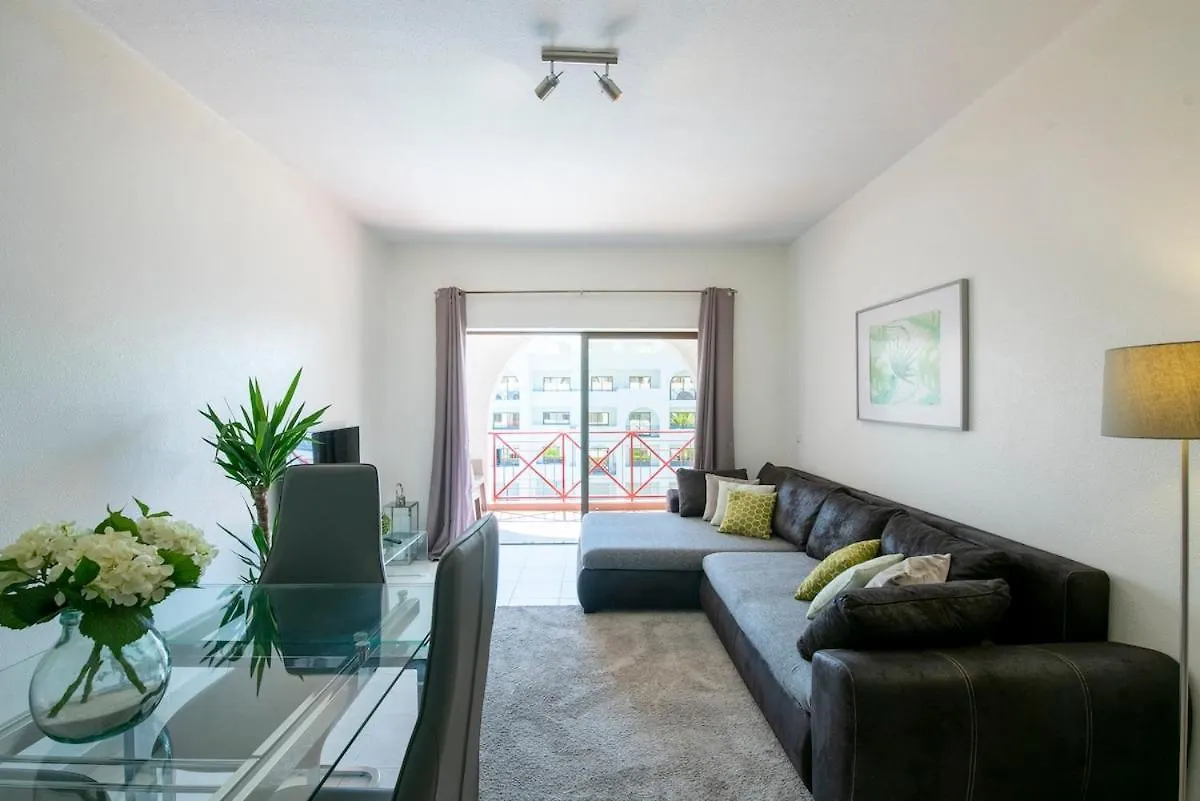 Sunshine Holidays Apartment 珀彻斯
